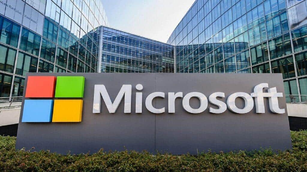 Microsoft Finally Makes Its Mark in Mobile